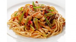 Удон с курицей